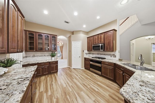 13515 Sand Mountain Lane, Houston, TX 77044