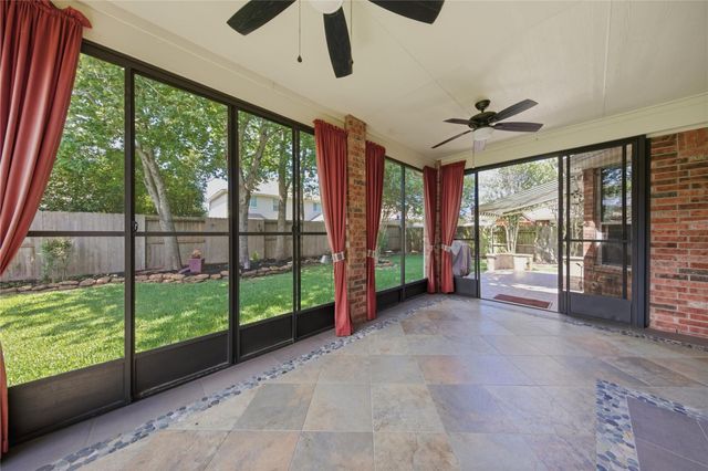 13515 Sand Mountain Lane, Houston, TX 77044