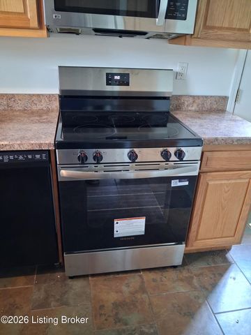 4327 S 1st St, Louisville, KY 40214