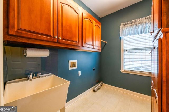 4924 Hugh Howell Road, Stone Mountain, GA 30087