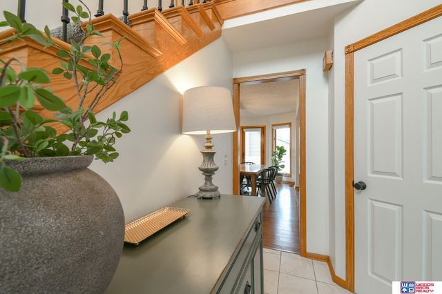 2855 Lawson Drive, Lincoln, NE 68516