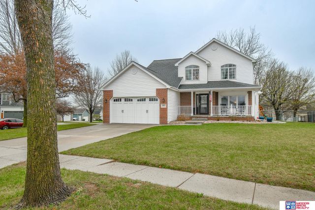 2855 Lawson Drive, Lincoln, NE 68516