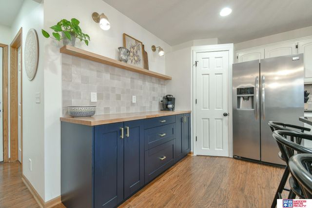 2855 Lawson Drive, Lincoln, NE 68516