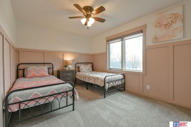 2855 Lawson Drive, Lincoln, NE 68516