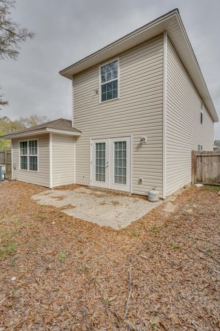 315 Dahlquist Drive, Crestview, FL 32539