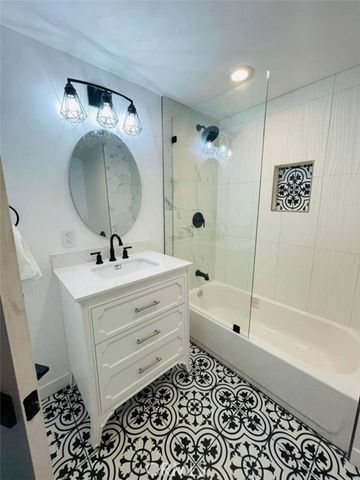 884 W Sepulveda, San Pedro (los Angeles), CA 90731