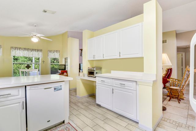 6018 Travelers Way, Fort Pierce, FL 34982