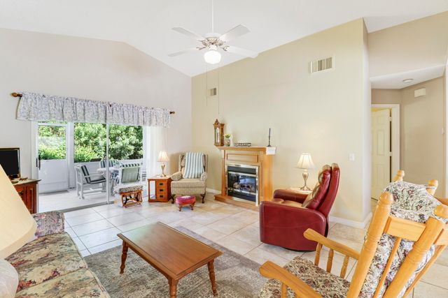 6018 Travelers Way, Fort Pierce, FL 34982