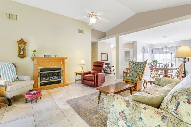 6018 Travelers Way, Fort Pierce, FL 34982