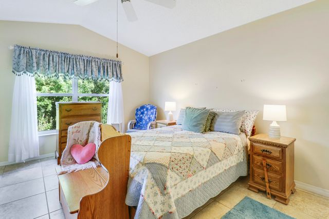 6018 Travelers Way, Fort Pierce, FL 34982