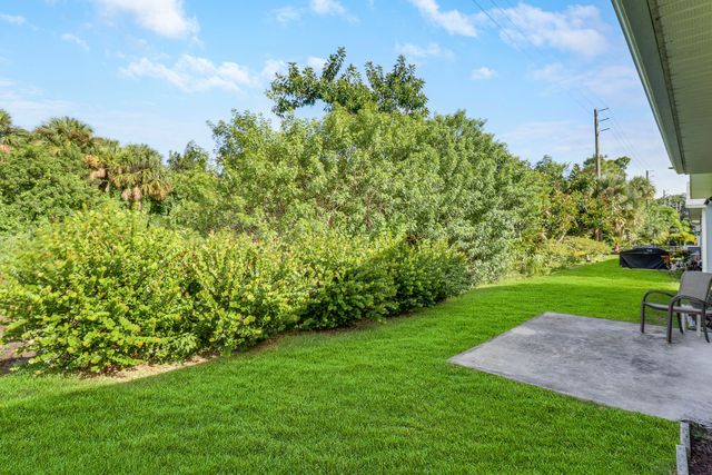 6018 Travelers Way, Fort Pierce, FL 34982