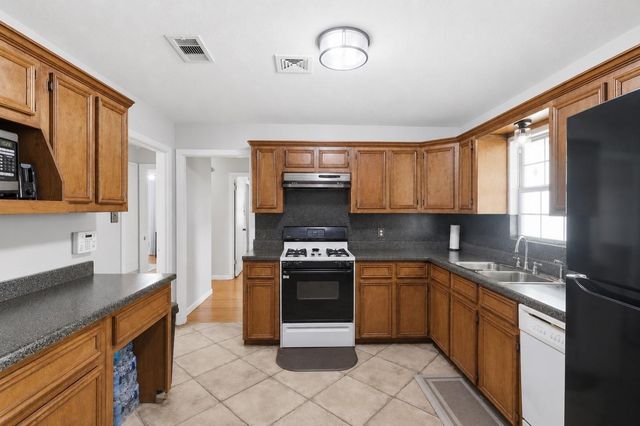 1705 Chilton Drive, Baytown, TX 77520