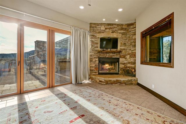 900 Meadow Lane, Gardner, CO 81040