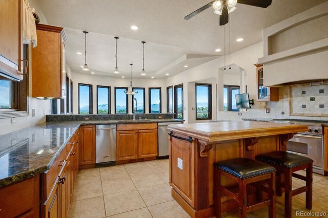 900 Meadow Lane, Gardner, CO 81040