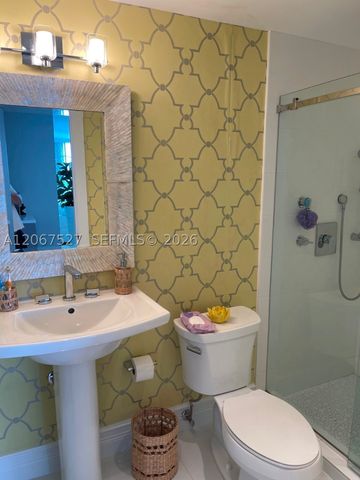 5001 Collins Ave 14A, Miami Beach, FL 33140