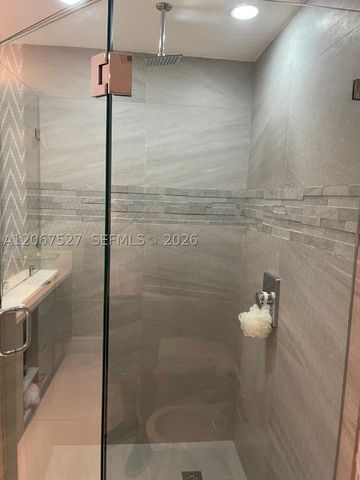 5001 Collins Ave 14A, Miami Beach, FL 33140