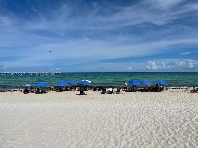 5001 Collins Ave 14A, Miami Beach, FL 33140