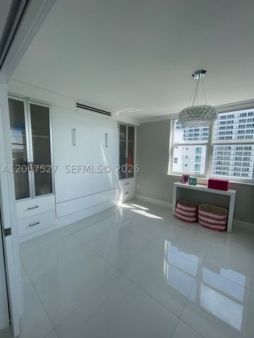 5001 Collins Ave 14A, Miami Beach, FL 33140