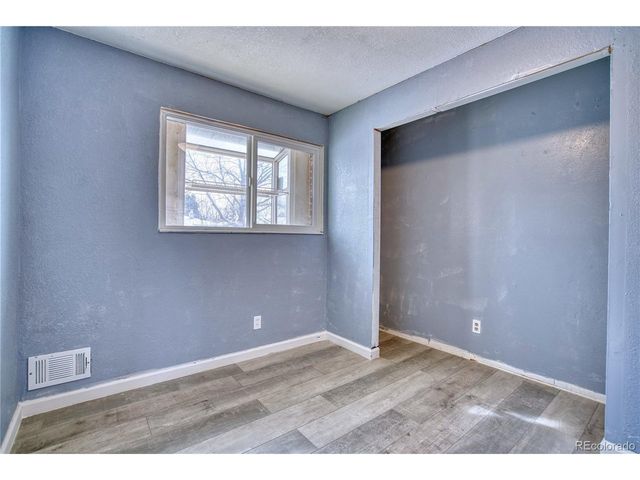 3137 Ursula St, Aurora, CO 80011