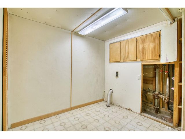 3137 Ursula St, Aurora, CO 80011