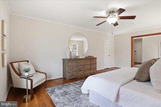 2228 LOCH LOMOND DR, Vienna, VA 22181