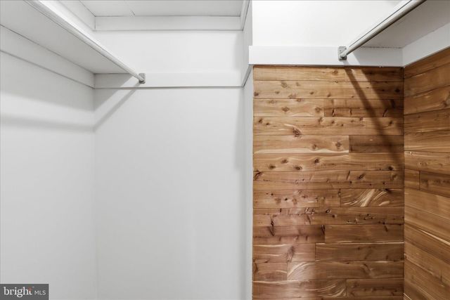 2228 LOCH LOMOND DR, Vienna, VA 22181