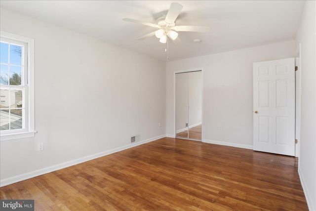 2228 LOCH LOMOND DR, Vienna, VA 22181