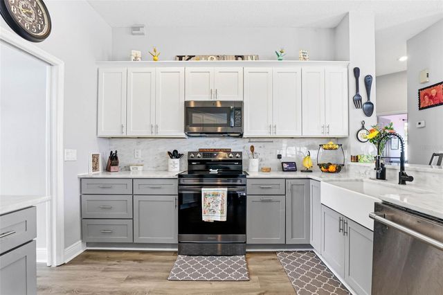 10434 NIGHTENGALE DRIVE, Riverview, FL 33569