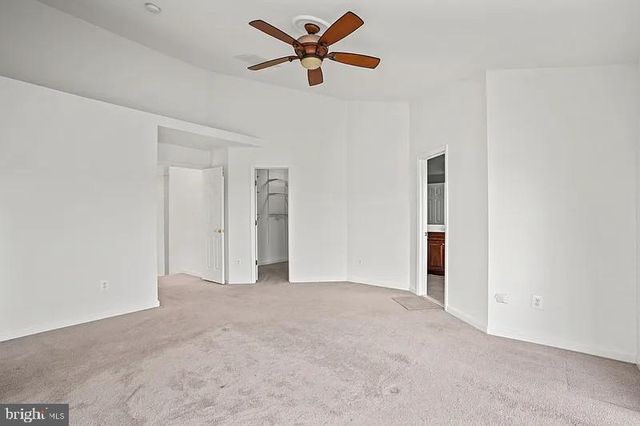 24689 SILTSTONE SQ, Aldie, VA 20105