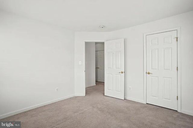 24689 SILTSTONE SQ, Aldie, VA 20105