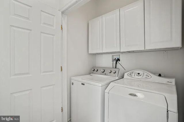 24689 SILTSTONE SQ, Aldie, VA 20105