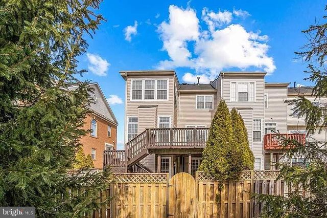 24689 SILTSTONE SQ, Aldie, VA 20105