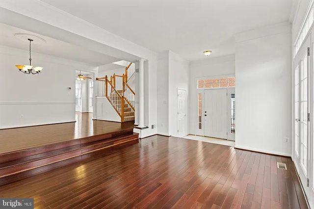 24689 SILTSTONE SQ, Aldie, VA 20105