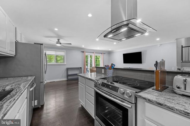 622 WAYWARD DR, Annapolis, MD 21401