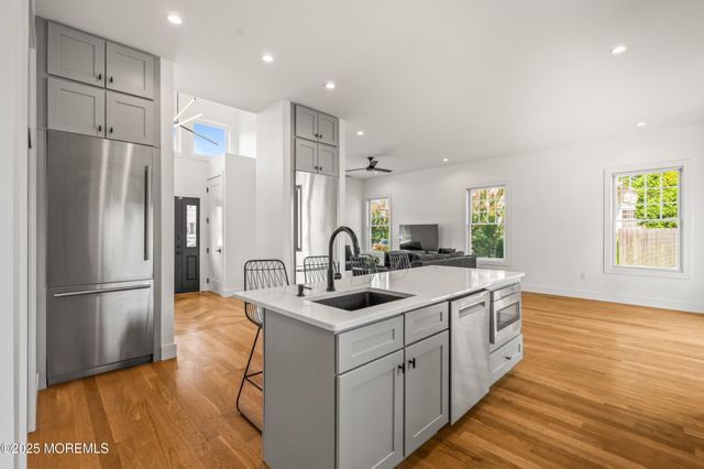 519 Laurel Avenue, West Allenhurst, NJ 07711