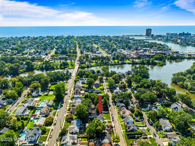 519 Laurel Avenue, West Allenhurst, NJ 07711
