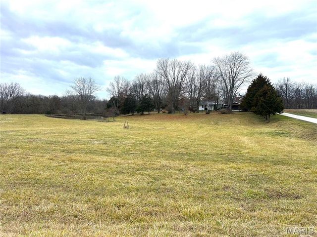 214 US Hway 67, Carrollton, IL 62016