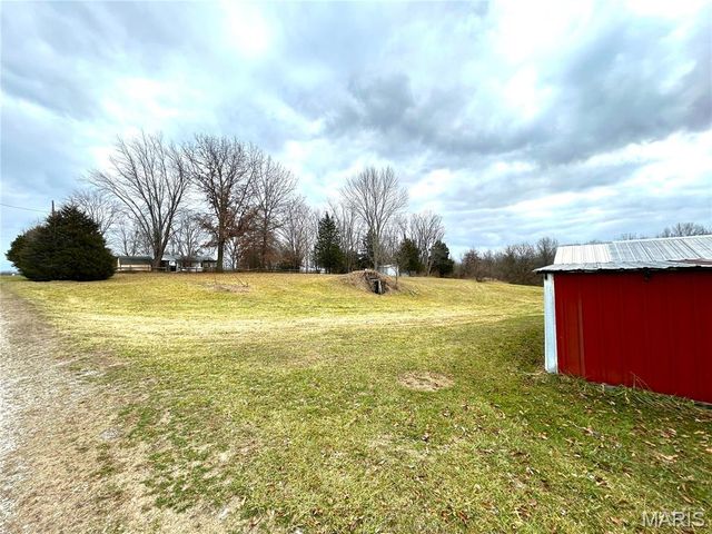 214 US Hway 67, Carrollton, IL 62016