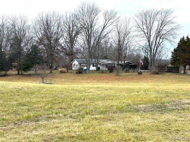 214 US Hway 67, Carrollton, IL 62016