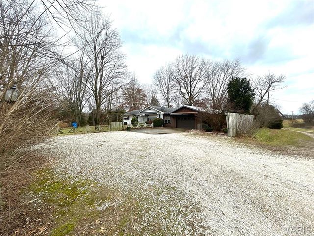 214 US Hway 67, Carrollton, IL 62016