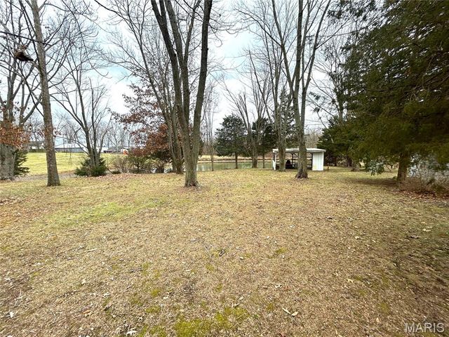 214 US Hway 67, Carrollton, IL 62016