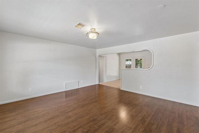 1407 Lindale Avenue, Norman, OK 73069
