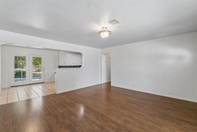 1407 Lindale Avenue, Norman, OK 73069
