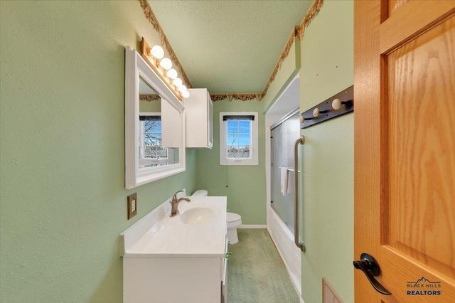 4613 HOGAN, Rapid City, SD 57703