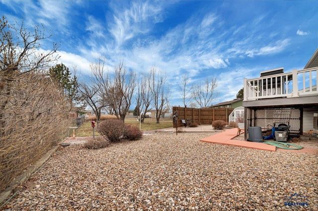 4613 HOGAN, Rapid City, SD 57703