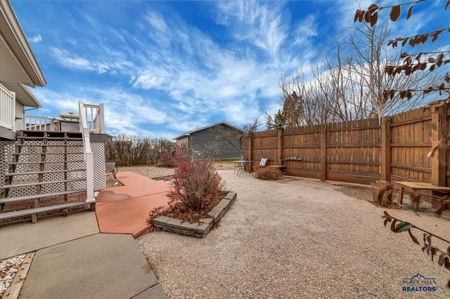 4613 HOGAN, Rapid City, SD 57703