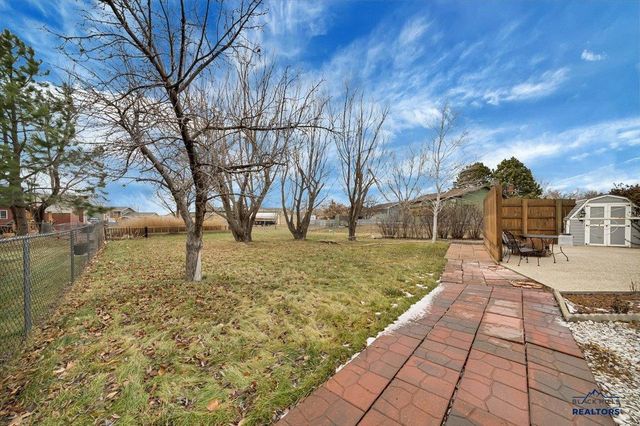 4613 HOGAN, Rapid City, SD 57703