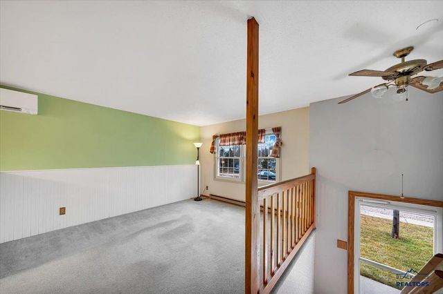 4613 HOGAN, Rapid City, SD 57703