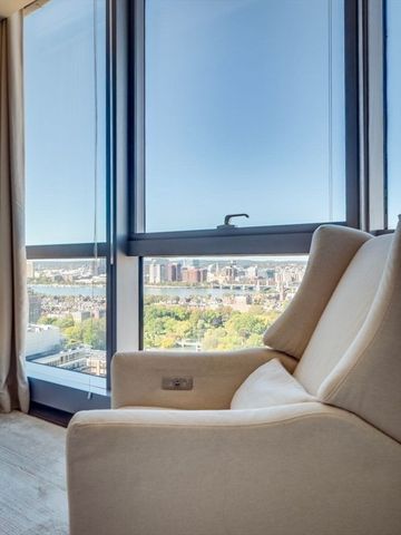 110 Stuart Street 27C, Boston, MA 02116