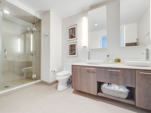 110 Stuart Street 27C, Boston, MA 02116
